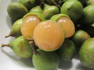 Quenepas