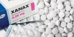 How to Safely Take Xanax (Alprazolam)