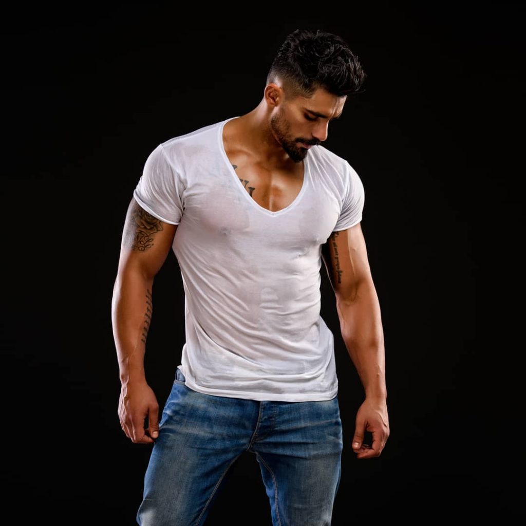 Which Material Provides Warmth Even When Wet? Public Health