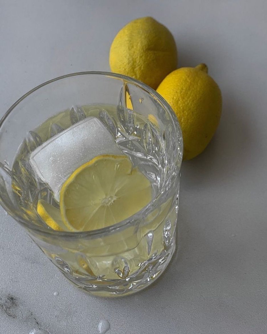 Disadvantages Of Drinking Lemon Water Daily