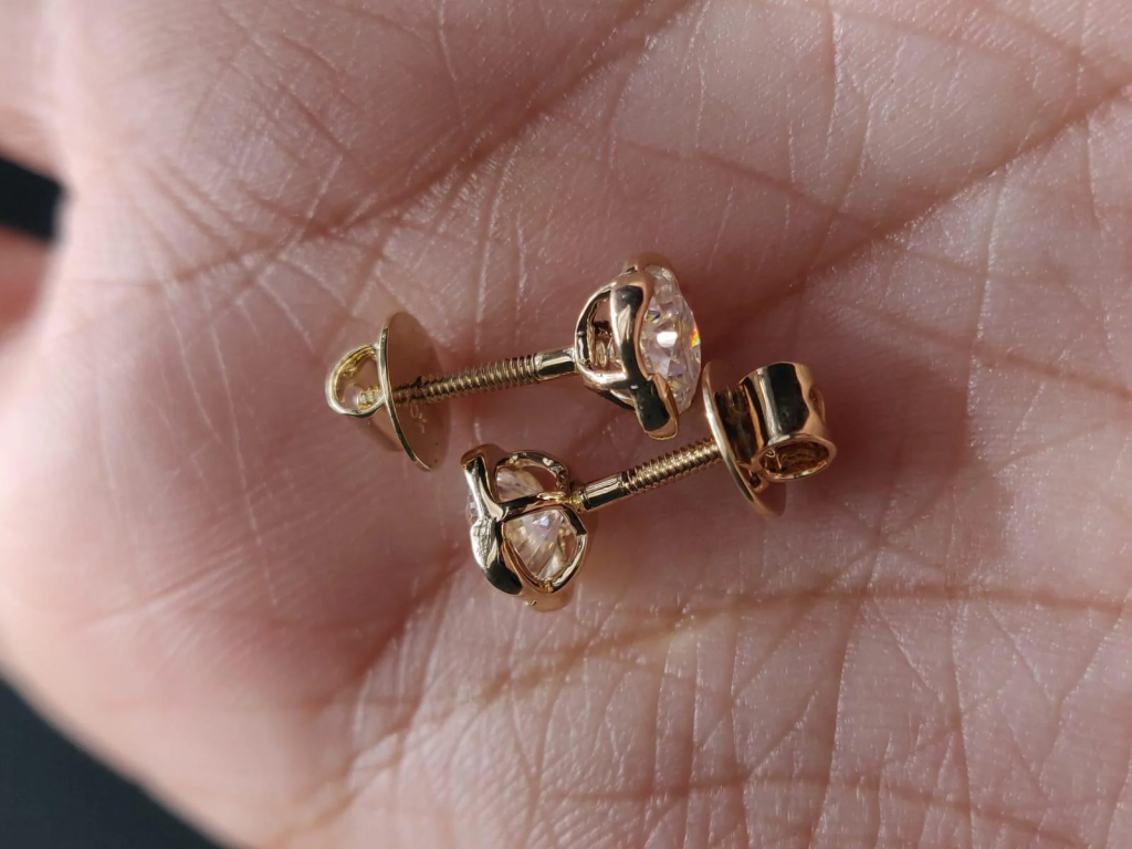 Is it Safe to Sleep with Earrings? Public Health